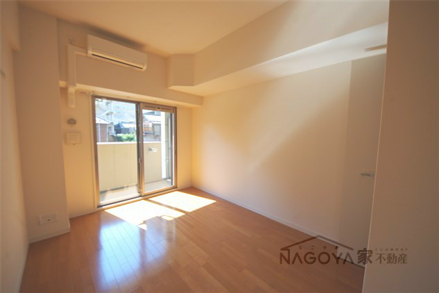 プレサンス名古屋STATIONアライブ リビング