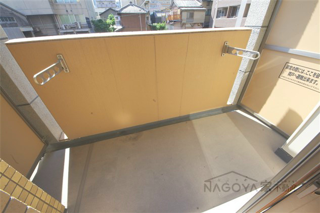 プレサンス名古屋STATIONアライブ ベランダ