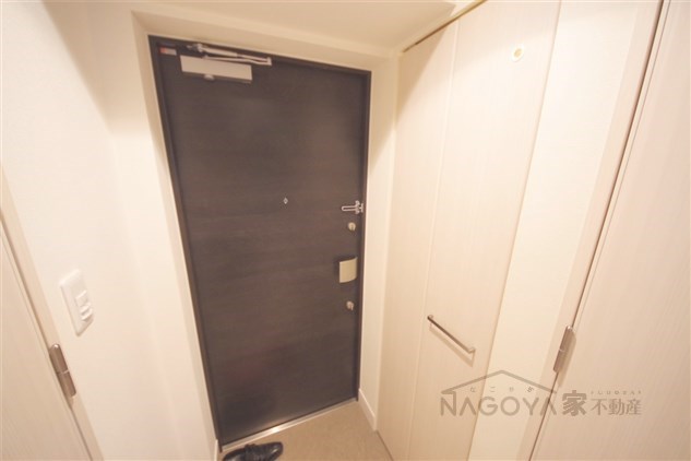 プレサンス久屋大通セントラルパーク 玄関