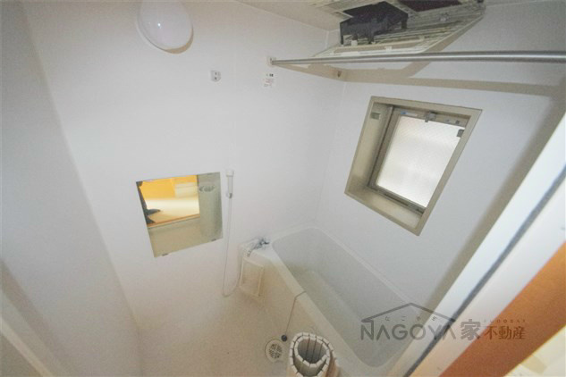 エルビューネ千種 風呂画像