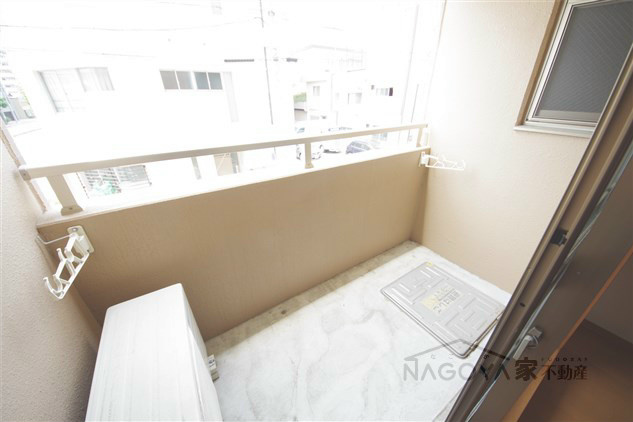 エルビューネ千種 ベランダ