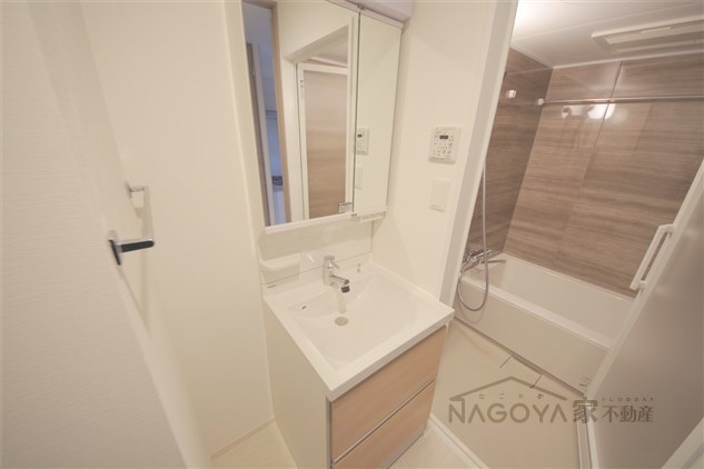 LIBERTA CARINO その他2