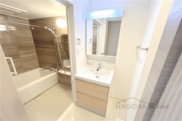 LIBERTA CARINO その他3