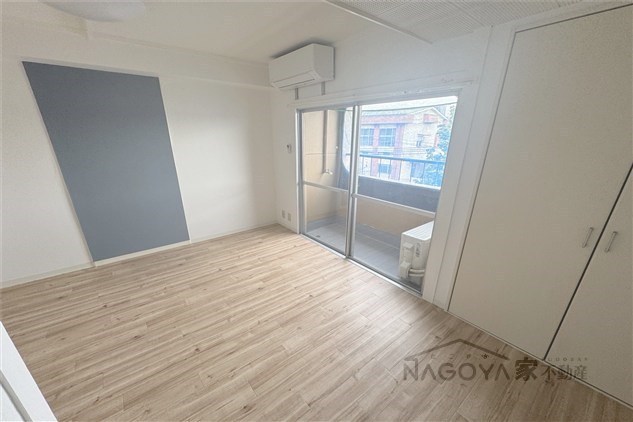 七福ビル リビング