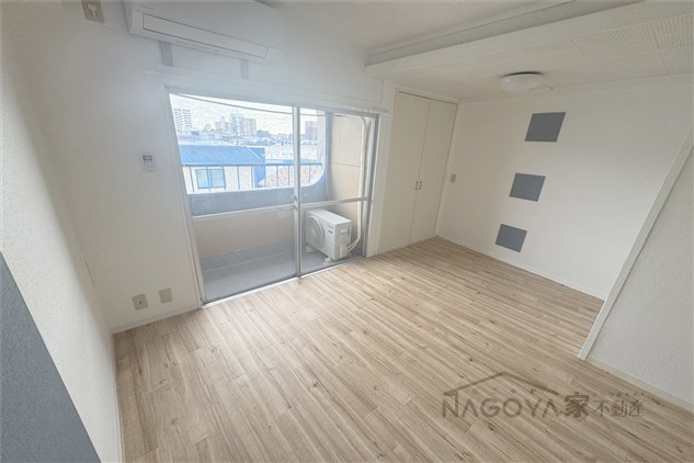 七福ビル ベッドルーム