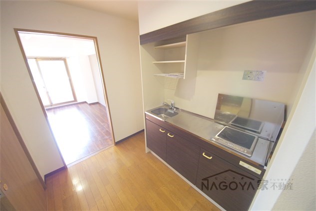 ライジングヴィラ葵 キッチン