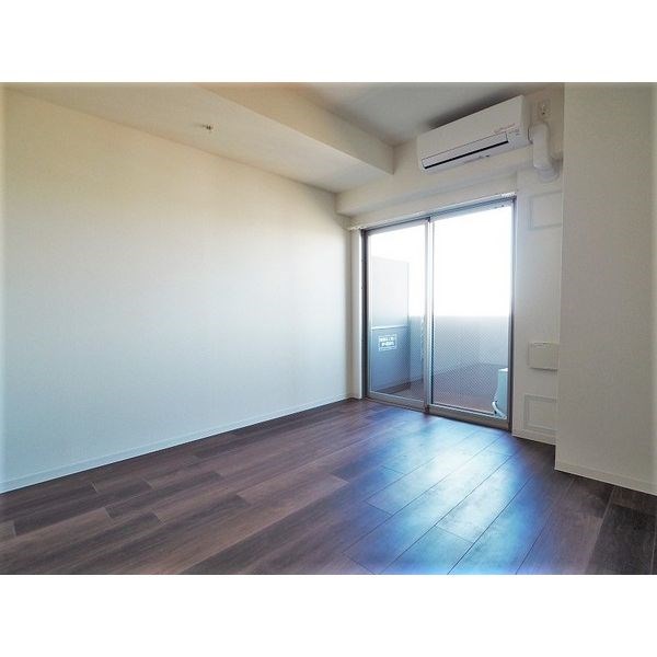 SD Court Kanayama ベランダ