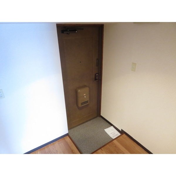 ヴィラ・グリーンボール 玄関