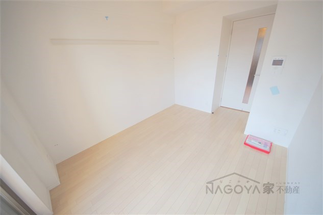 プレサンス名古屋STATIONビジュ リビング