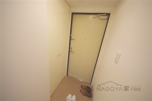 スタジオスクエア大須 玄関