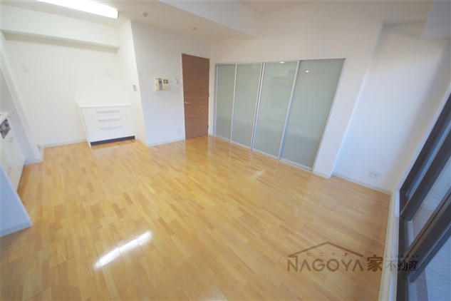 スタジオスクエア大須 リビング