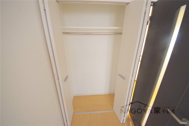 クレシェール大須 収納