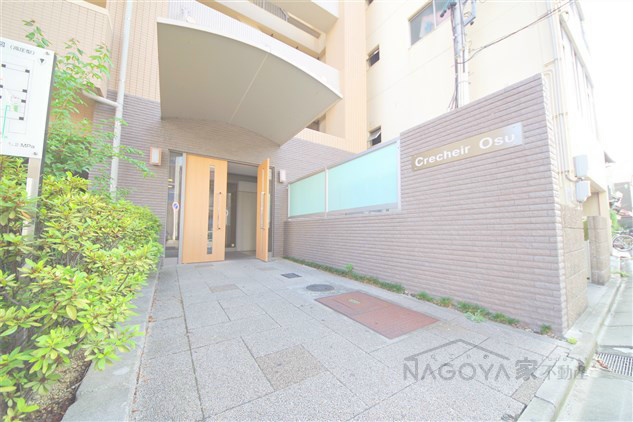 クレシェール大須 エントランス