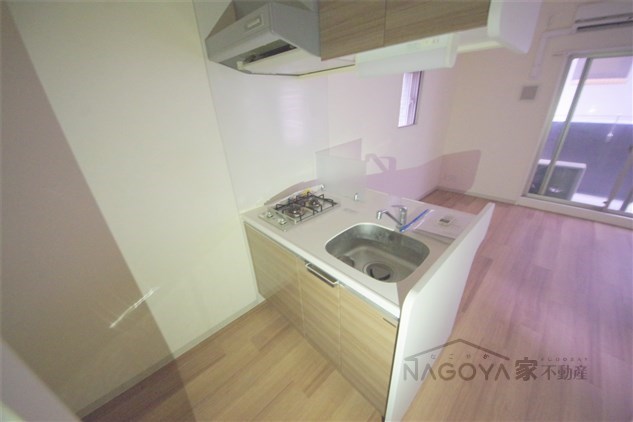 プレサンス久屋大通公園エアリー キッチン