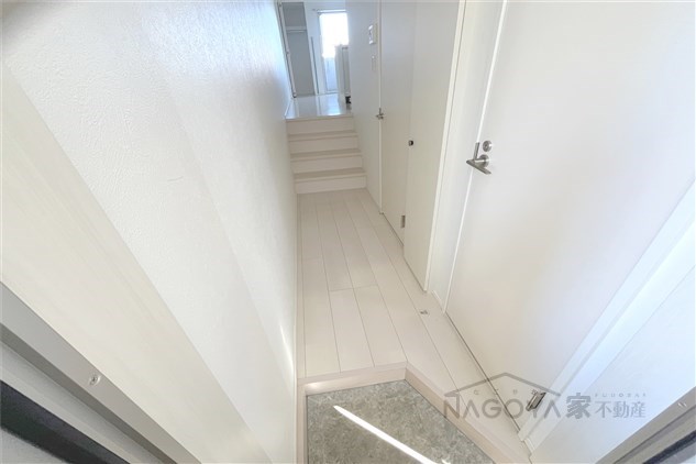 グレイスコート 玄関