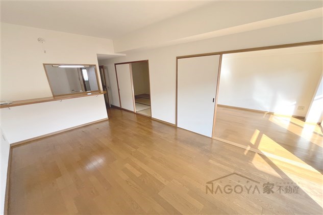 LONE STAR茶屋が坂 リビング