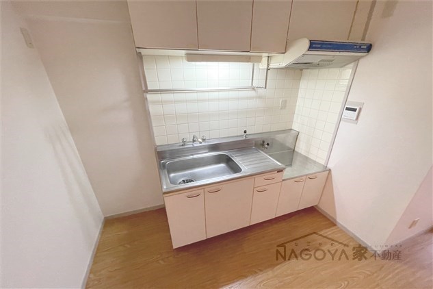 レスカール千代田 キッチン