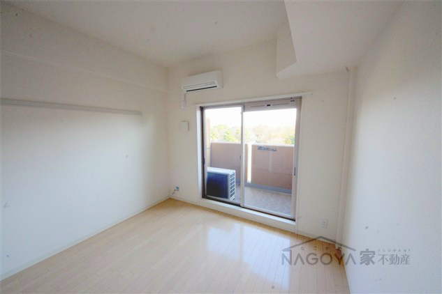 プレサンス名古屋城前ラバンカ リビング