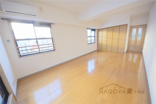 エスタシオン新栄 ベッドルーム