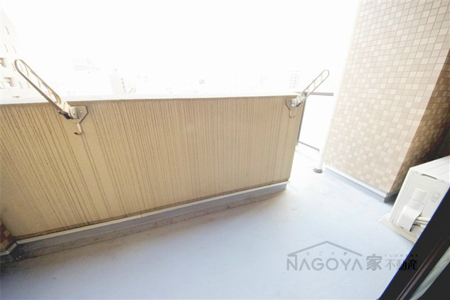 エスタシオン新栄 ベランダ