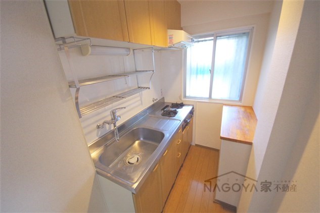 ライフステージ新道 キッチン