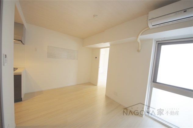 アレーヌコート金山 リビング