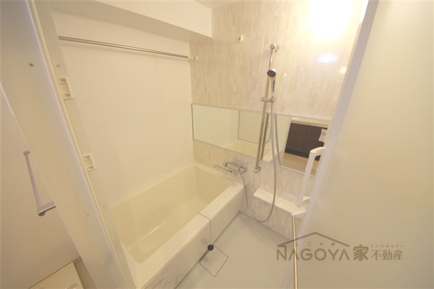 セレニティー名駅西 風呂画像