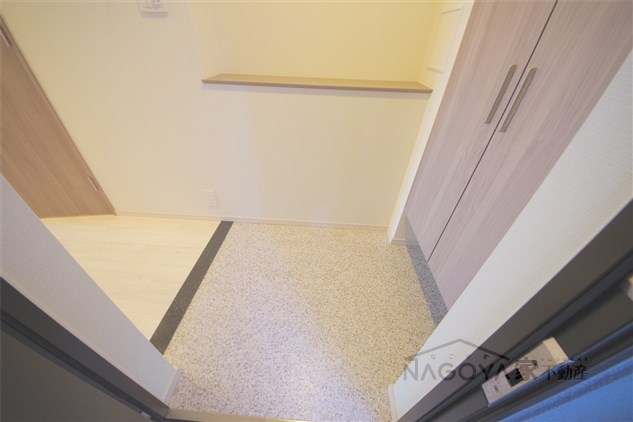 パークアクシス名古屋山王 玄関