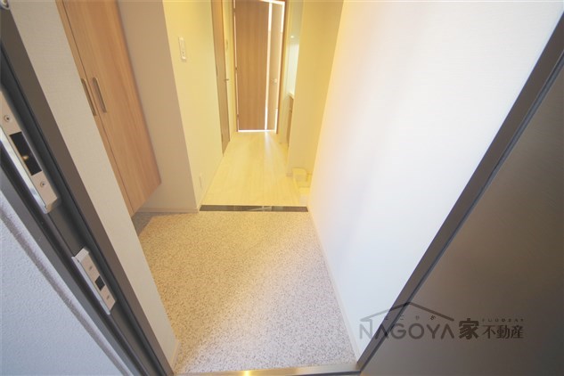 パークアクシス名古屋山王 玄関