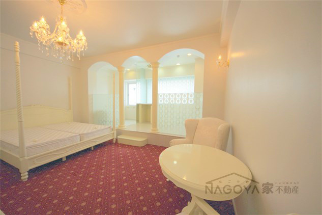 プリンセス姫ラグジュアリースイート リビング