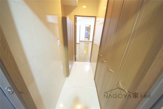 サンシャイン錦 玄関