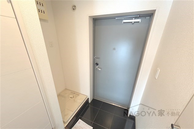 プロシード太閤通 玄関