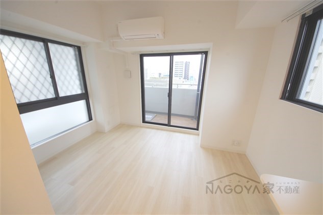 S-RESIDENCE千種 リビング