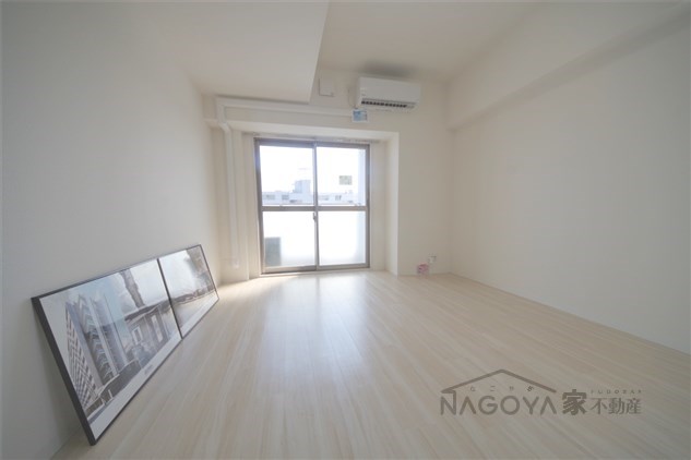 リ　ブラン東別院 リビング