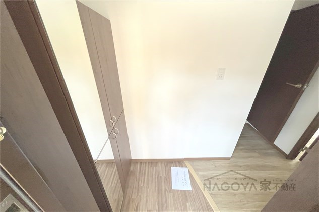 D－アパートメント泉 玄関