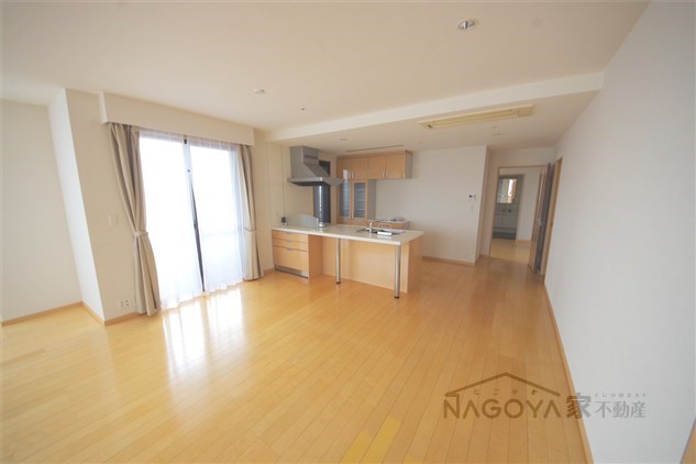 千種タワーヒルズ リビング