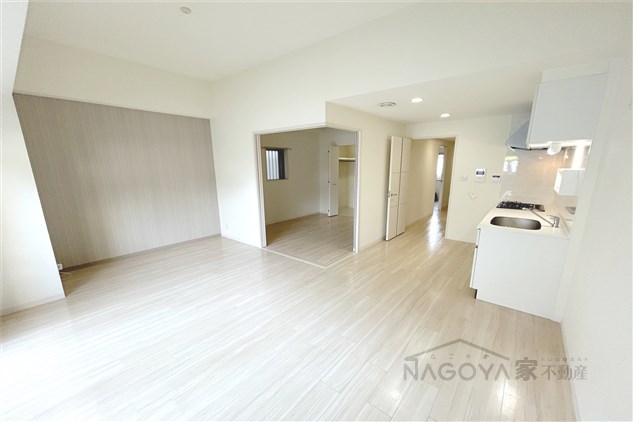 シュトルツ栄 リビング