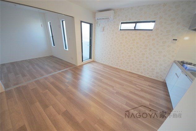 MOVE堀田WEST リビング