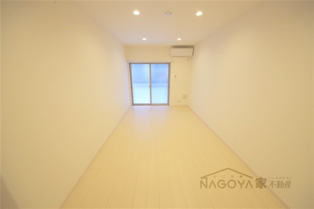 ゼオ志賀本通 リビング