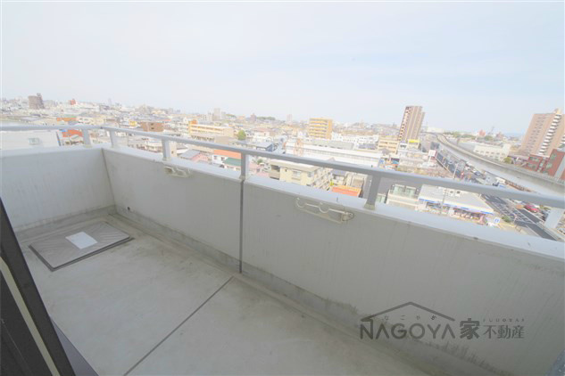 コウエツビル ベランダ