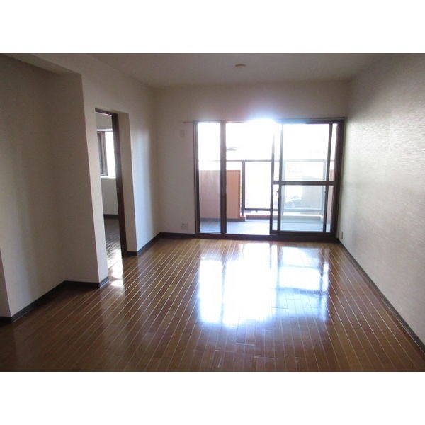 ロジェ星ヶ丘 リビング