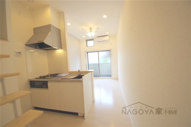 フィールグッド新栄 リビング