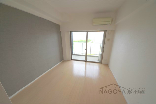 aLATO丸の内 リビング