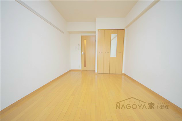 リアライズ沢下町Ⅱ ベッドルーム