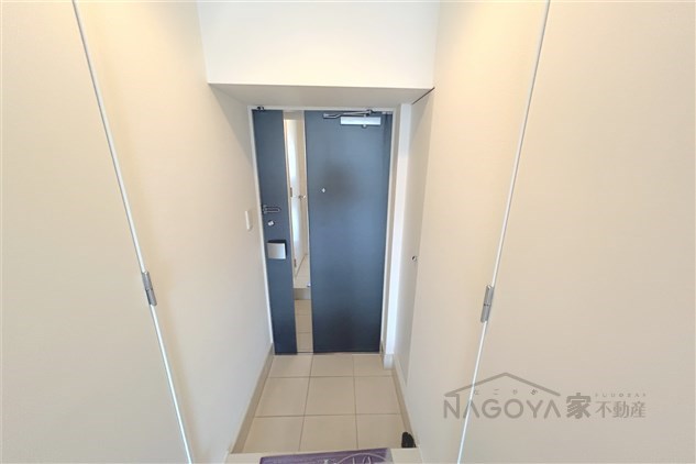 グラン・アベニュー西大須 玄関