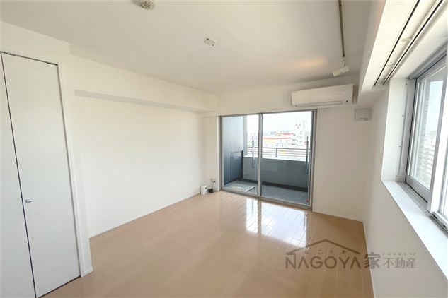 グラン・アベニュー西大須 リビング