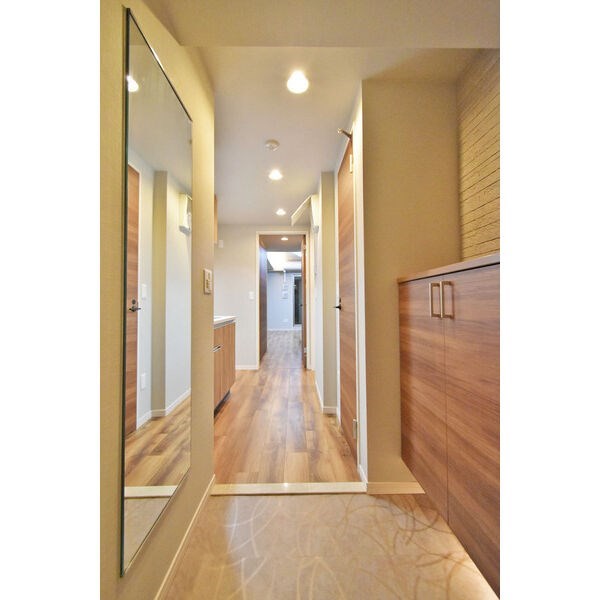 エスペランサ上前津 玄関