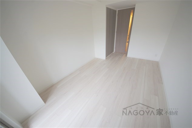 アデグランツ上前津 ベッドルーム