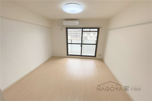 セピアコート リビング