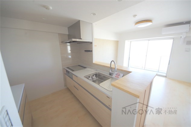 グランドゥール瑞穂通 キッチン